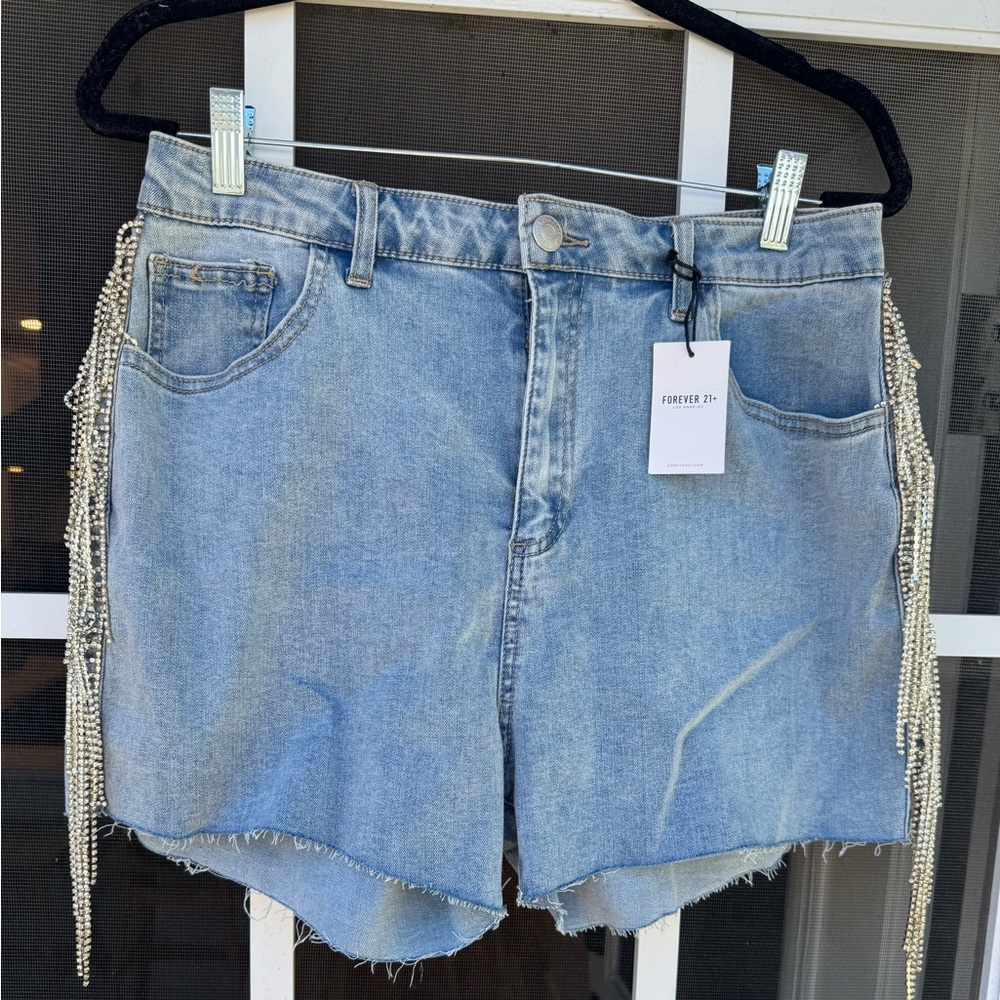 FESTIVAL READY!! Forever 21 Denim Crystal Fringe Sided Shorts - Picture 2 of 3